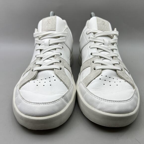 On Running The Roger Clubhouse Shoes Men Size 9 White Leather Tennis Sneakers - Picture 2 of 8